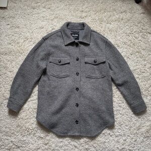 Pajar Women’s Shacket 100% Wool Jacket. Overshirt. Size Large. Good condition.